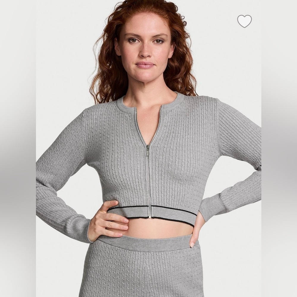 NWT Victoria’s Secret Cropped Zip-Up Sweater